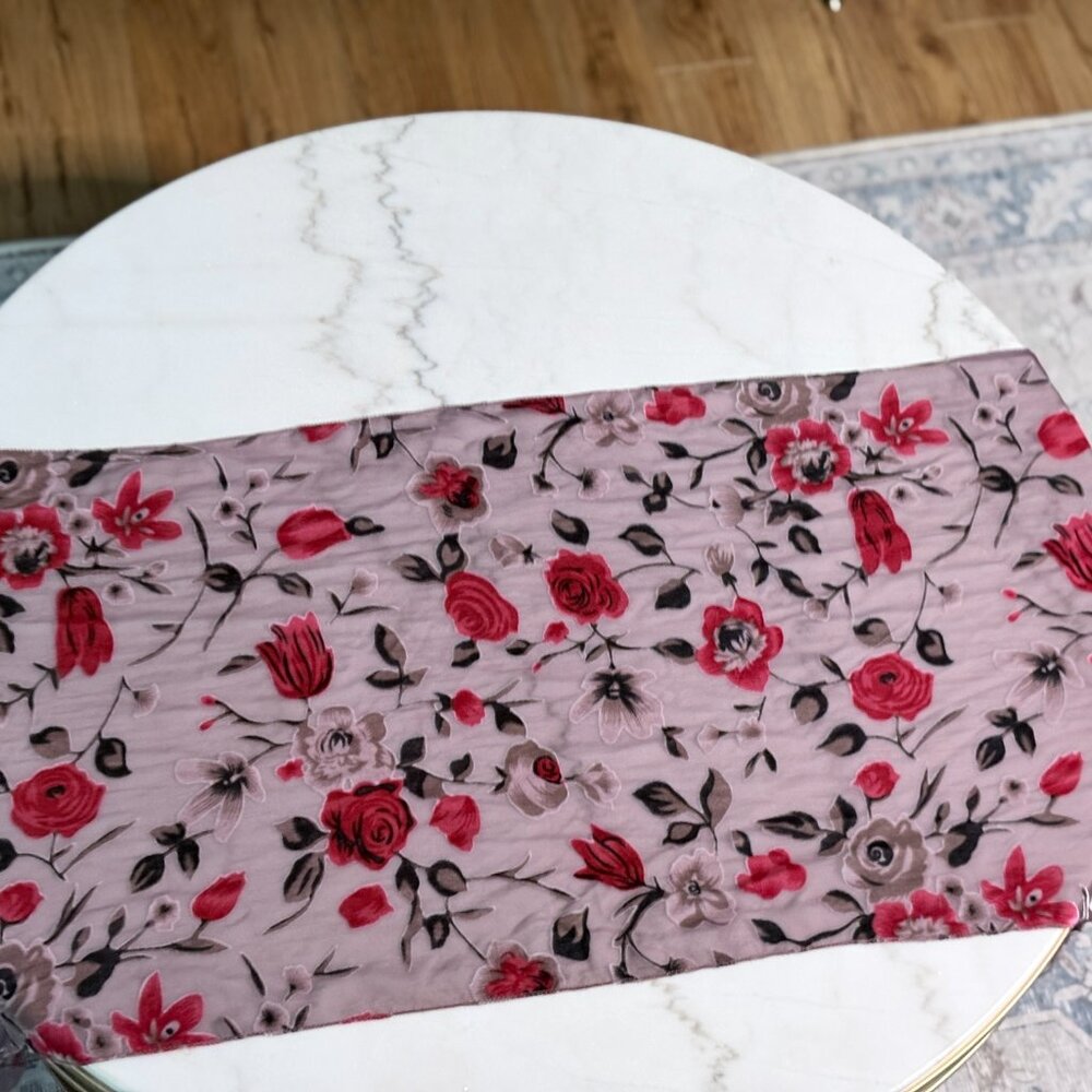 Vintage Tango Shawl / Scarf – Circa Late 1990s–Early 2000s - Picture 4 of 4